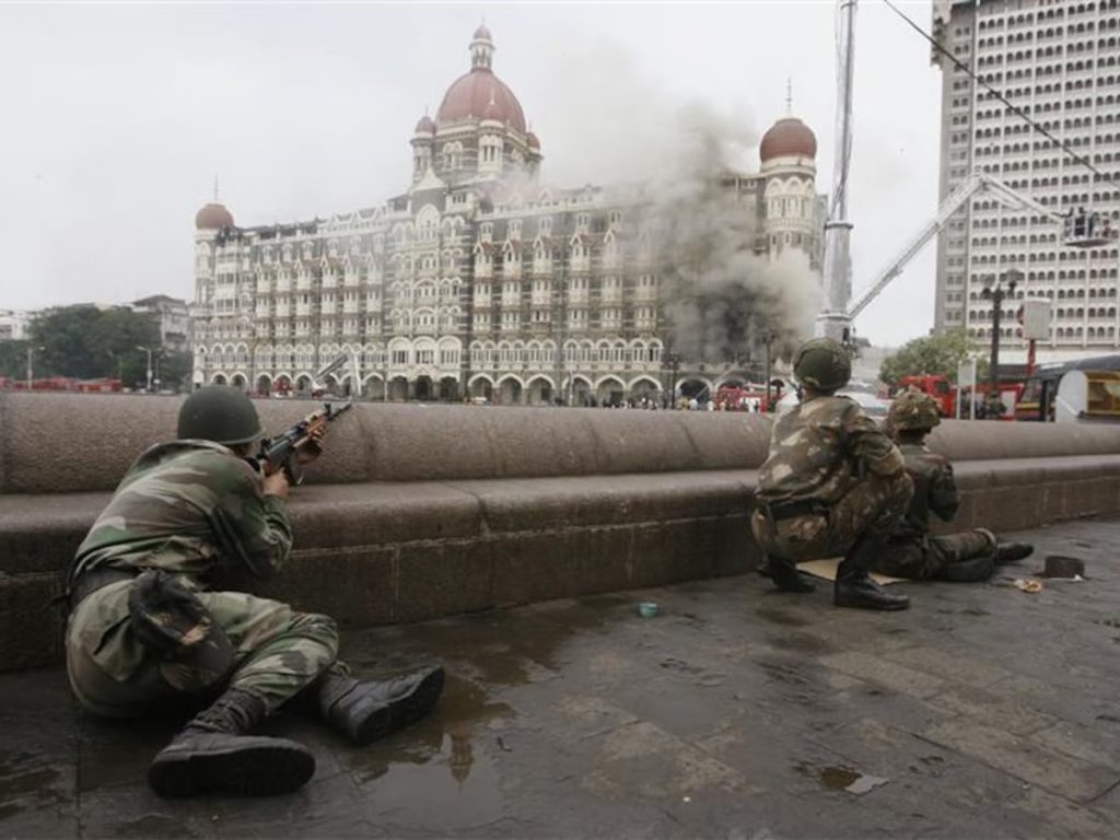 3445303-mumbai-26-11-attack-1
