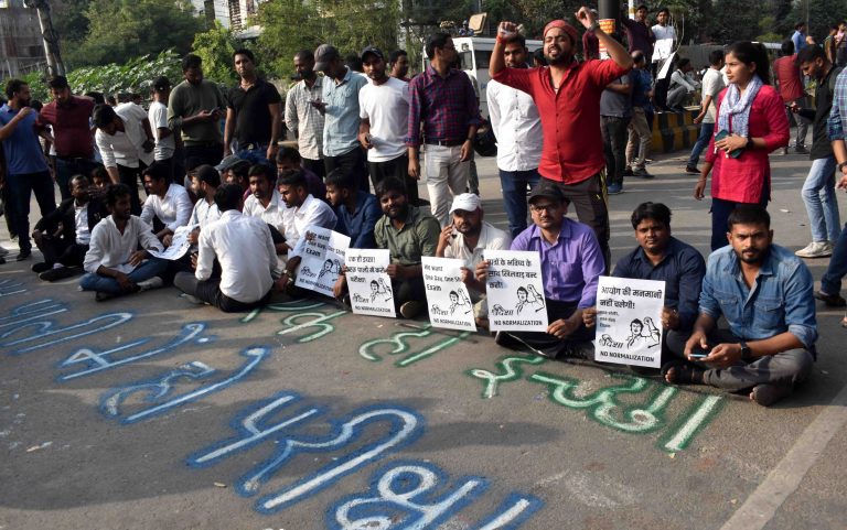 प्रतियोगी छात्रों के आंदोलन में तीसरे दिन भी हंगामा 2