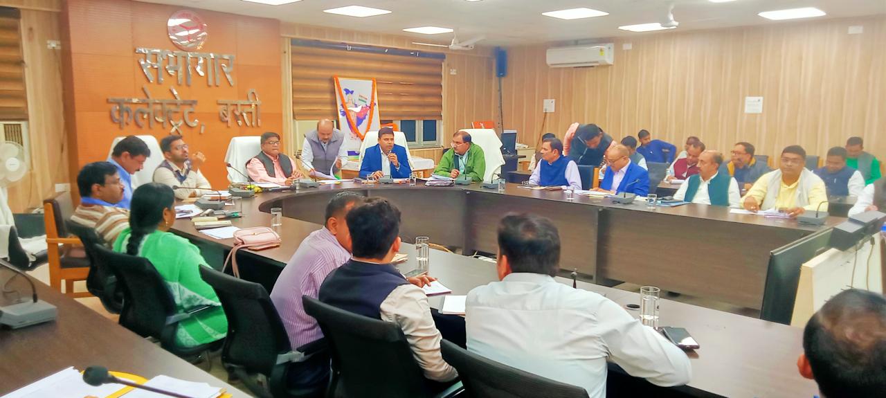 सड़क सुरक्षा समिति की बैठक (4)