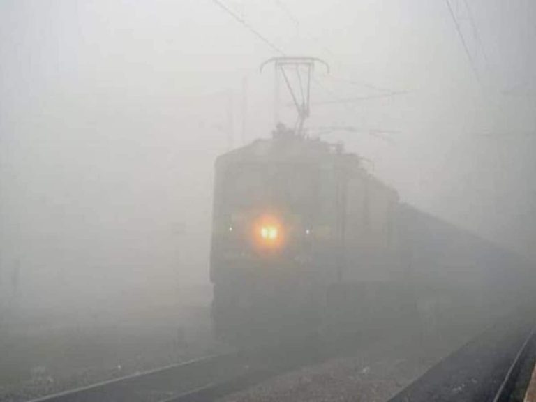 fog_affect_on_trains__1731716360995_1731716361145