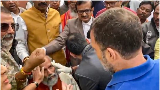 u2hfn4a8_pratap-chandra-sarangi-and-rahul-gandhi_625x300_19_December_24