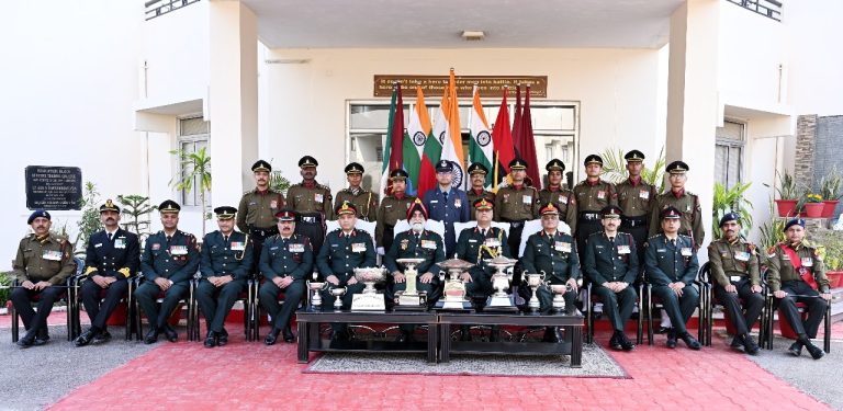 मेडिकल ऑफिसर्स बेसिक कोर्स-250 का समापन, उत्कृष्ट अधिकारियों को किया गया सम्मानित