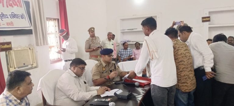 सम्पूर्ण समाधान दिवस (4)