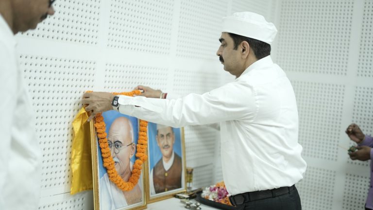 मंडलायुक्त कार्यालय (2)