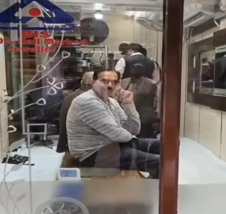 Screenshot_2025-11-22-00-53-22-25_7352322957d4404136654ef4adb64504