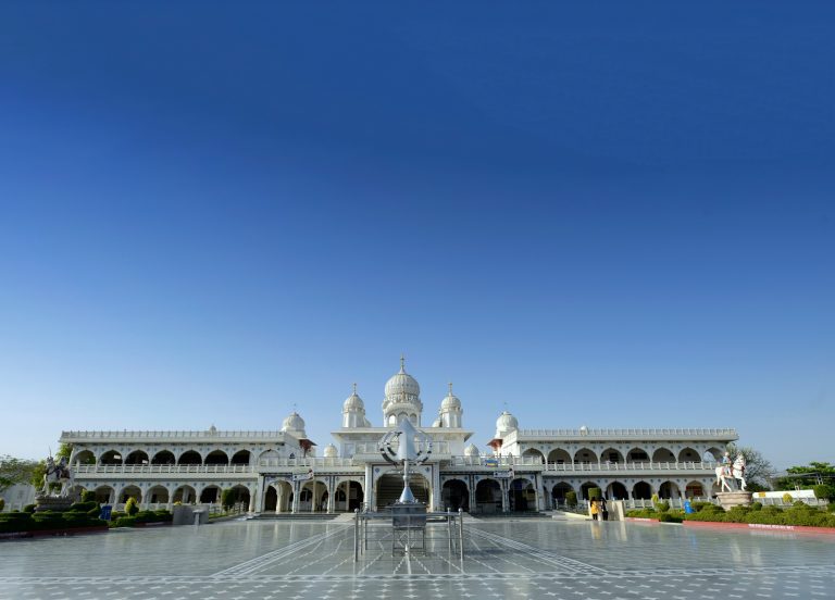 गुरु तेग बहादुर की 350वीं शहादत पर यूपी सरकार की बड़ी पहल,