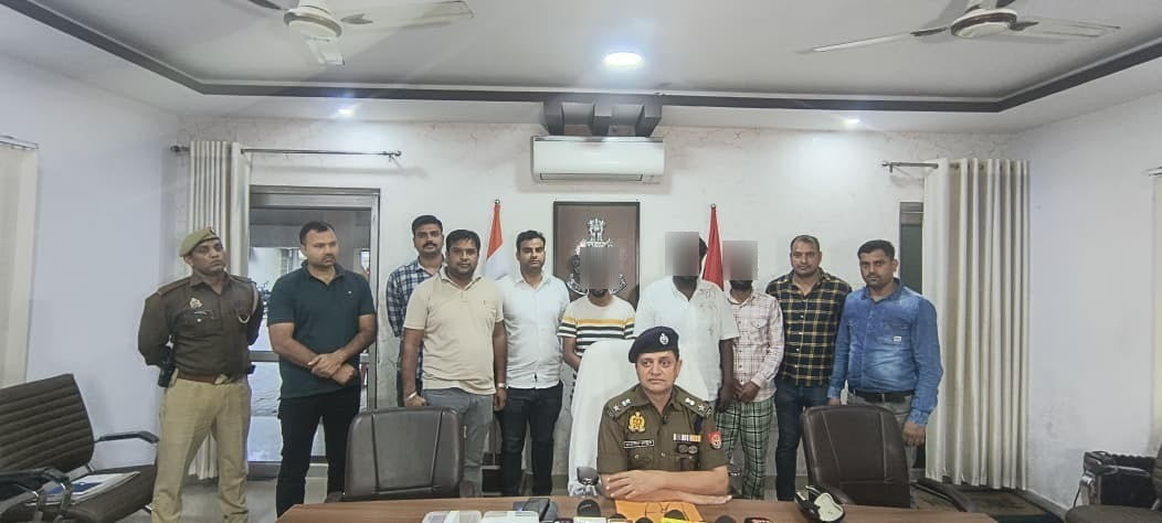 फर्जी कंपनियों के जरिए करोड़ों की स...गी का खुलासा, इंडसइंड बैंक मैनेजर समेत तीन गिरफ्तार