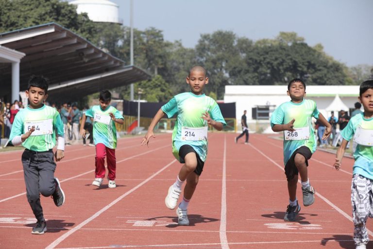 लखनऊ में स्कूली एथलेटिक चैम्पियनशिप की धूम, 2,000 से अधिक विद्यार्थियों ने दिखाया दम