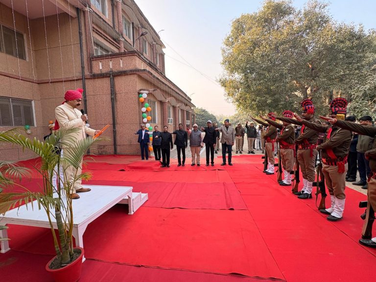 आयुक्त सभागार (5)