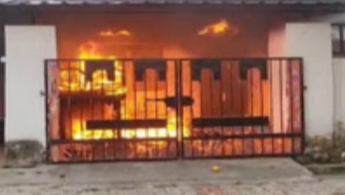 जज के घर में लगी आग, बरामदे में रखा सारा सामान जला