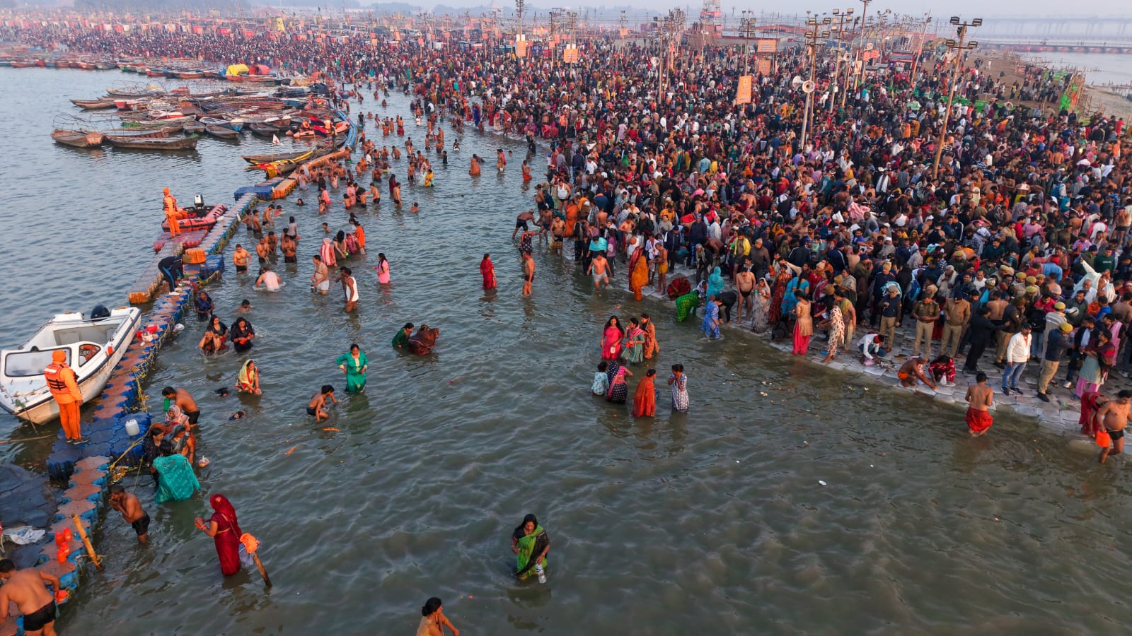 महाशिवरात्रि स्नान पर्व के साथ ही माघ मेला का समापन