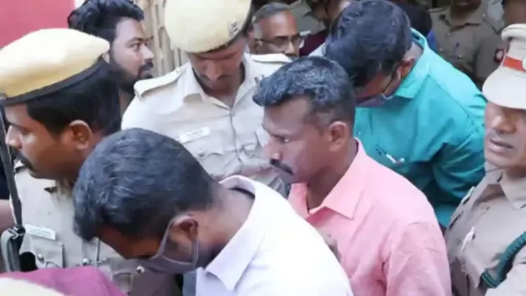 e1f8382b-eccf-43d8-bc62-970dc5325af6